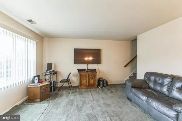 Laurel, MD 20723,9075 N LAUREL RD #L