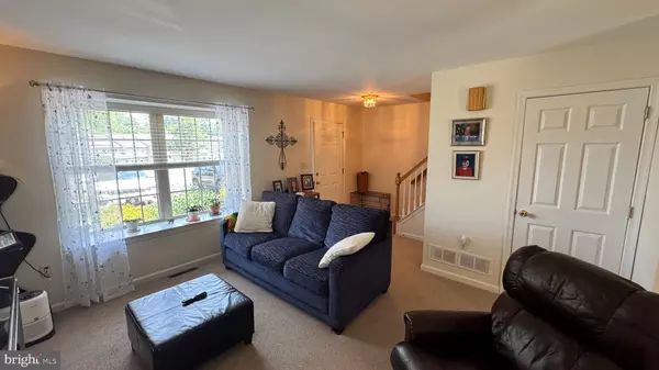 Elizabethtown, PA 17022,34 KING CT