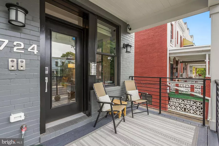 724 NW TAYLOR ST NW #1, Washington, DC 20011