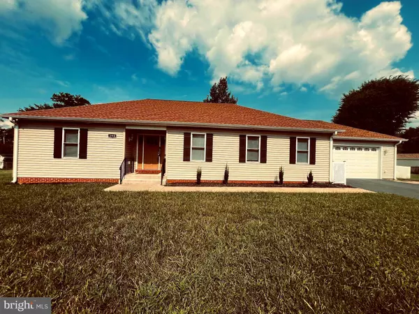 390 N RAPPAHANNOCK ST, Remington, VA 22734
