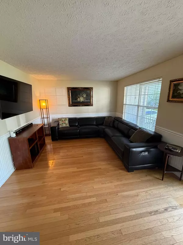 Annapolis, MD 21401,1807 GREEN TOP CT