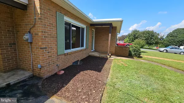 Mercersburg, PA 17236,5979 BUCHANAN DRIVE