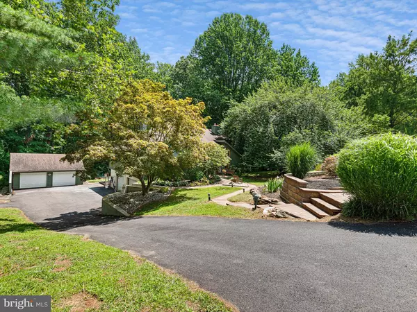 Landenberg, PA 19350,19 WHITE OAK RD