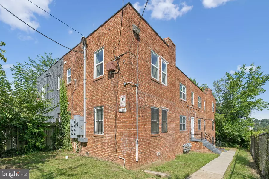 430 CONDON TER SE, Washington, DC 20032