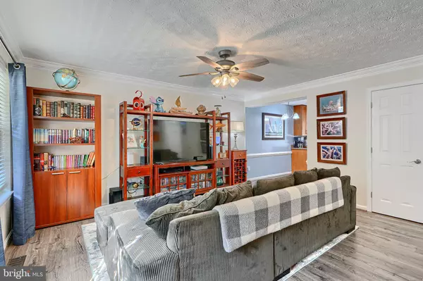 Glen Burnie, MD 21060,427 HOWARD MANOR DR