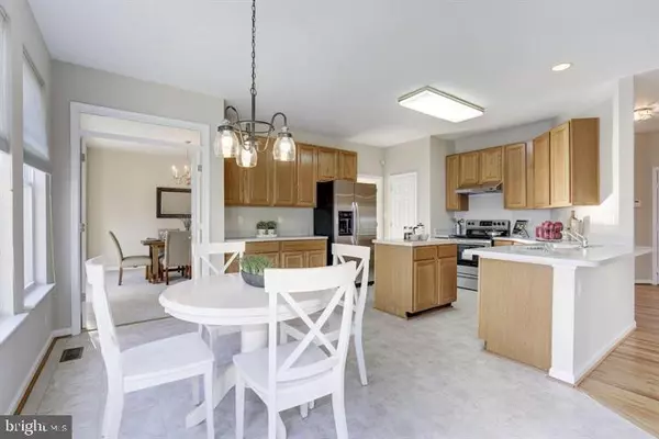 Gaithersburg, MD 20878,142 APPLE BLOSSOM WAY