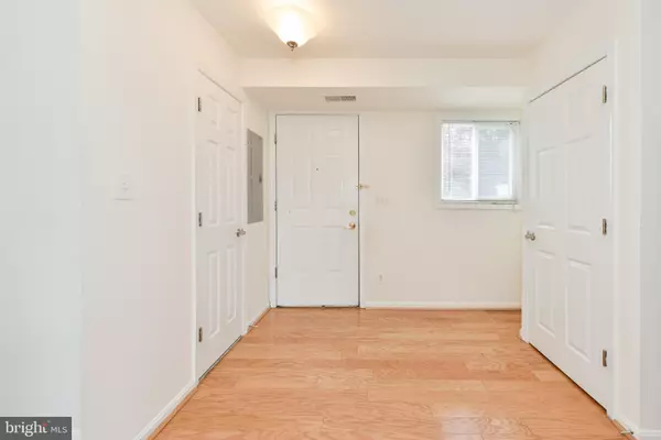 Alexandria, VA 22304,1507-B N VAN DORN ST N #B