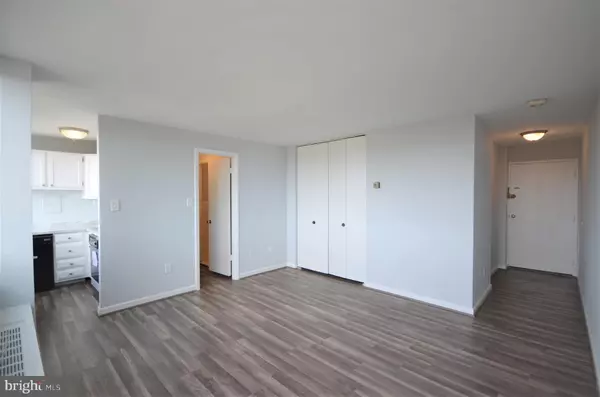 Alexandria, VA 22302,4520 KING ST #605