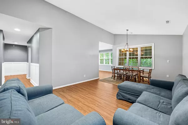 Lutherville Timonium, MD 21093,12204 BURNCOURT RD #302