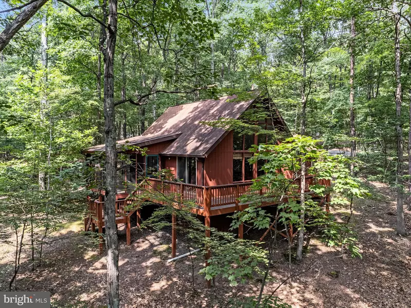3 RUFFED GROUSE LN, Hedgesville, WV 25427