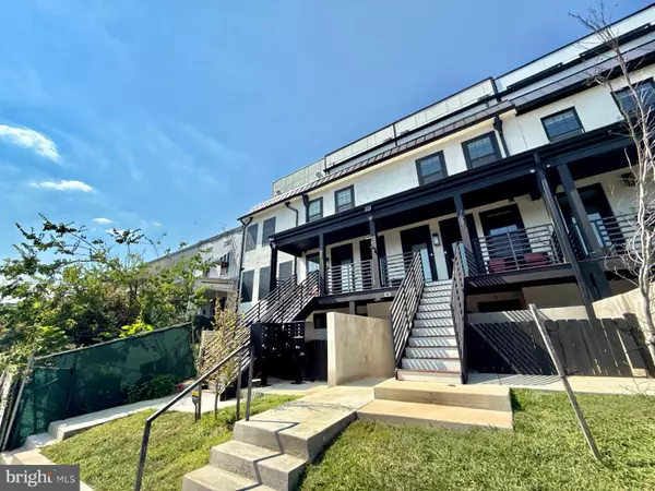 Washington, DC 20001,755 COLUMBIA RD NW #1