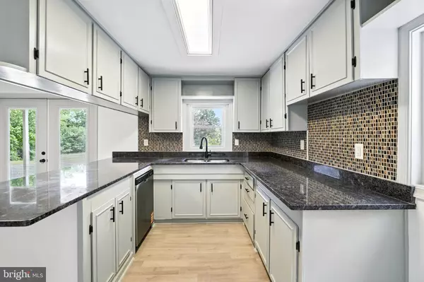 Shenandoah, VA 22849,782 SHIPYARD RD