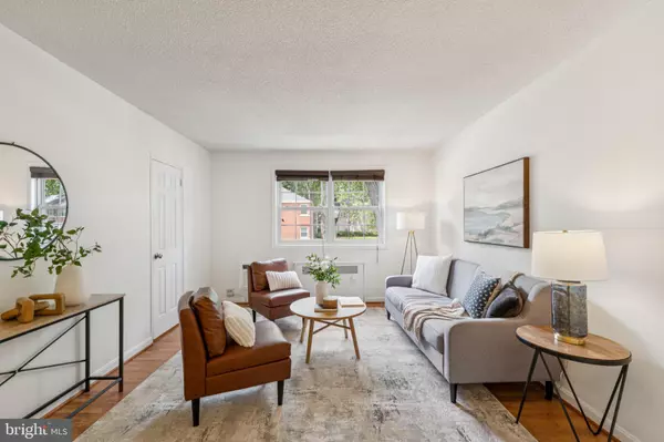 Arlington, VA 22203,4324 2ND RD N #43242