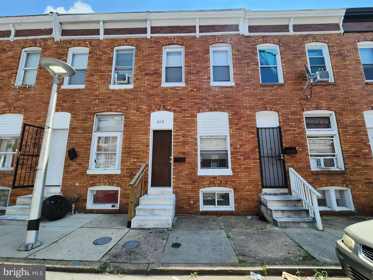 Baltimore, MD 21205,809 N CURLEY ST