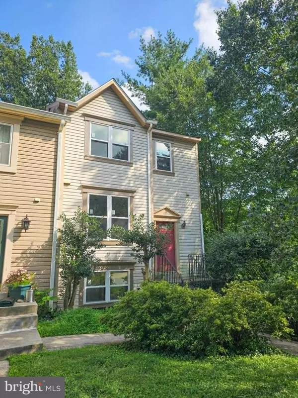 1 KINSMAN VIEW CIR, Silver Spring, MD 20901