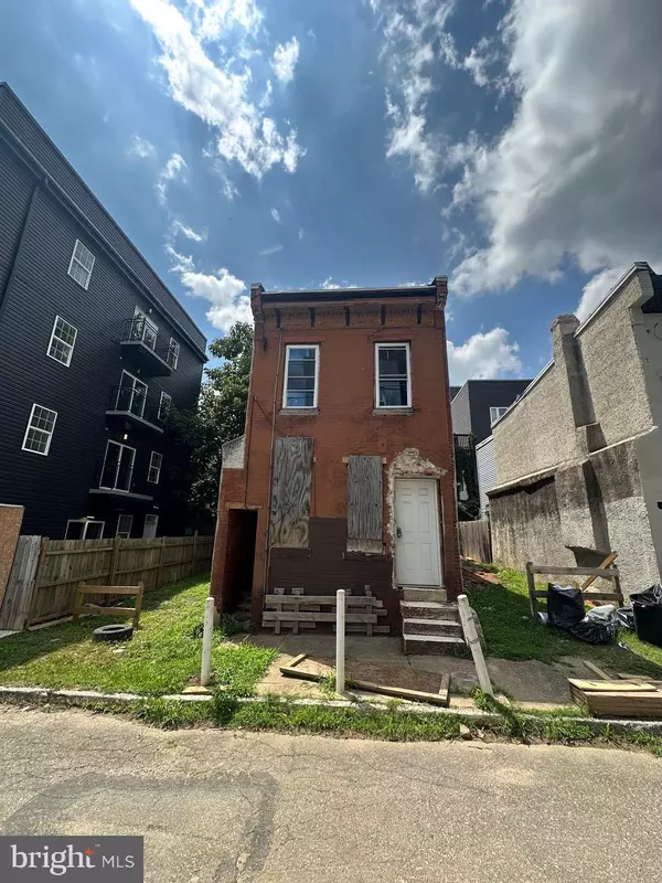 Philadelphia, PA 19122,2112 N DARIEN ST