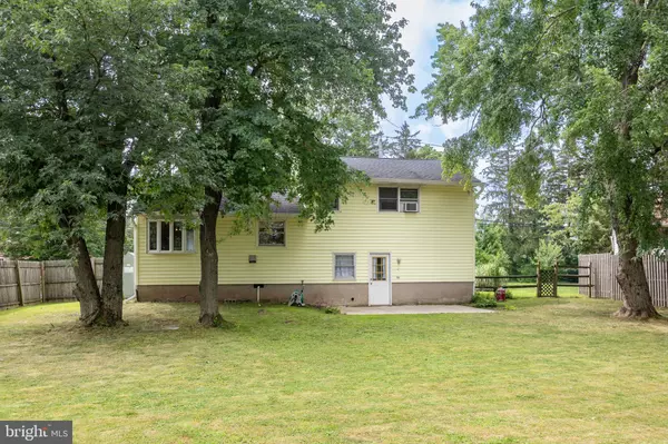 Telford, PA 18969,7 W CHURCH RD