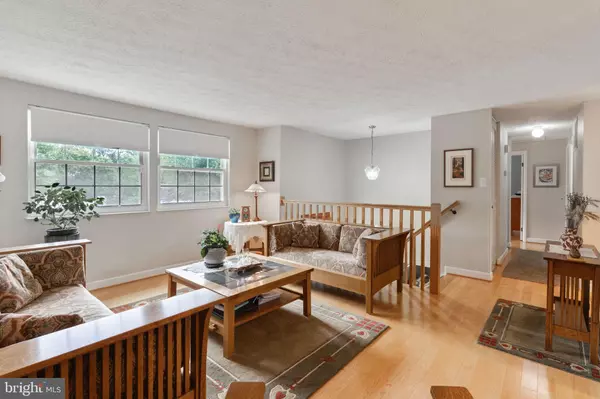 Vienna, VA 22181,9810 BRIGHTLEA DR