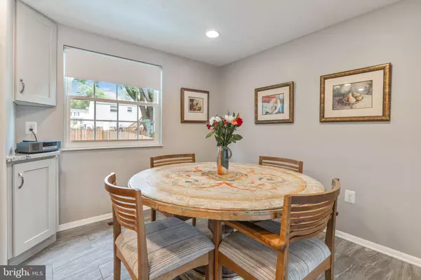 Vienna, VA 22181,9810 BRIGHTLEA DR