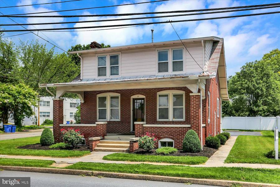 27 S 34TH ST, Camp Hill, PA 17011