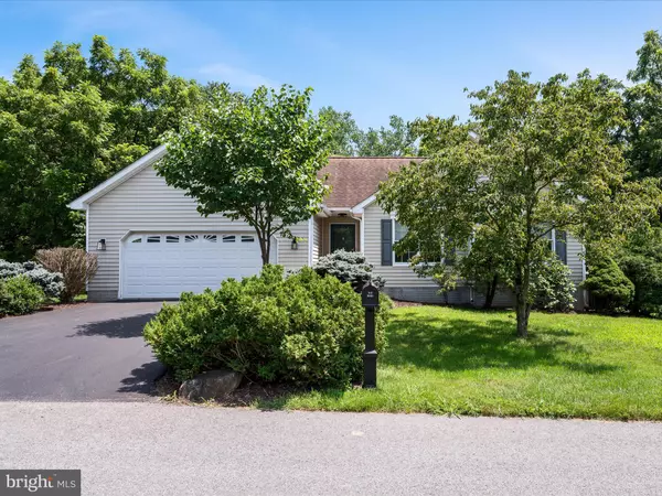 Kearneysville, WV 25430,46 FLICKER LN