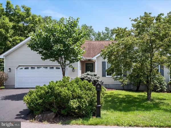 Kearneysville, WV 25430,46 FLICKER LN