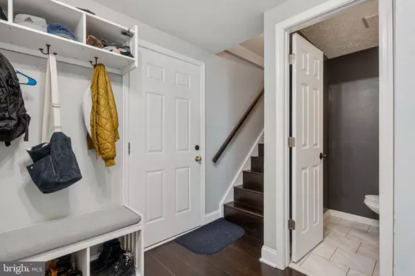 Gaithersburg, MD 20879,7310 TORRAN ROCKS WAY