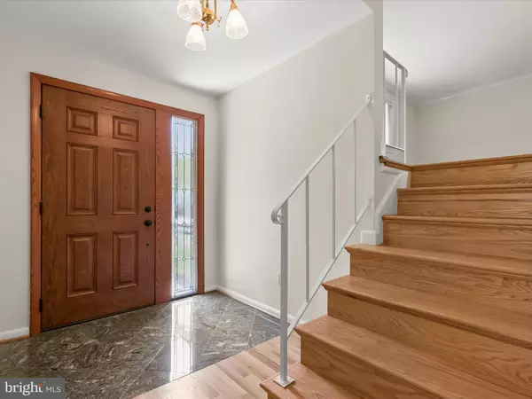 Rockville, MD 20852,1718 EVELYN DR