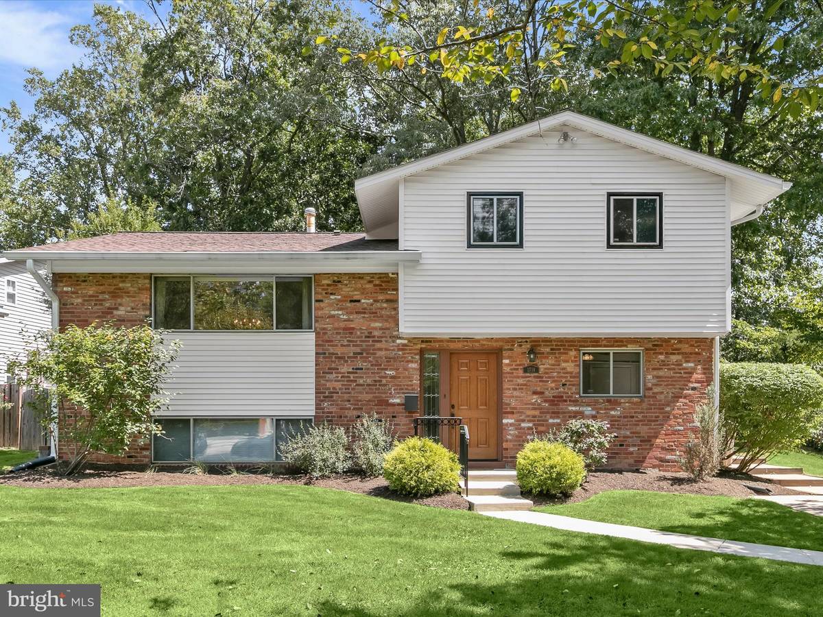 Rockville, MD 20852,1718 EVELYN DR