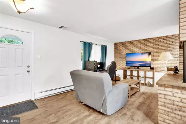 Reading, PA 19601,416 GREEN LN