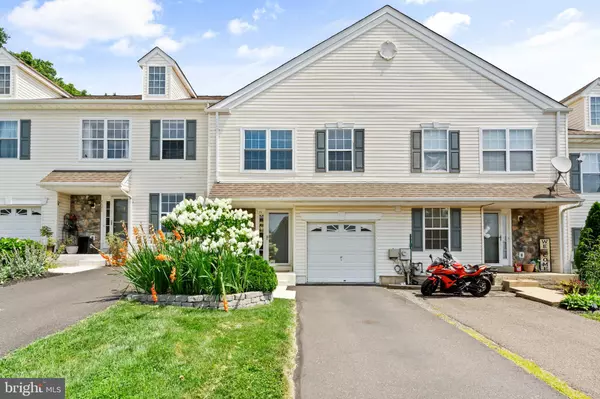 4650 LOUISE SAINT CLAIRE DR, Doylestown, PA 18902