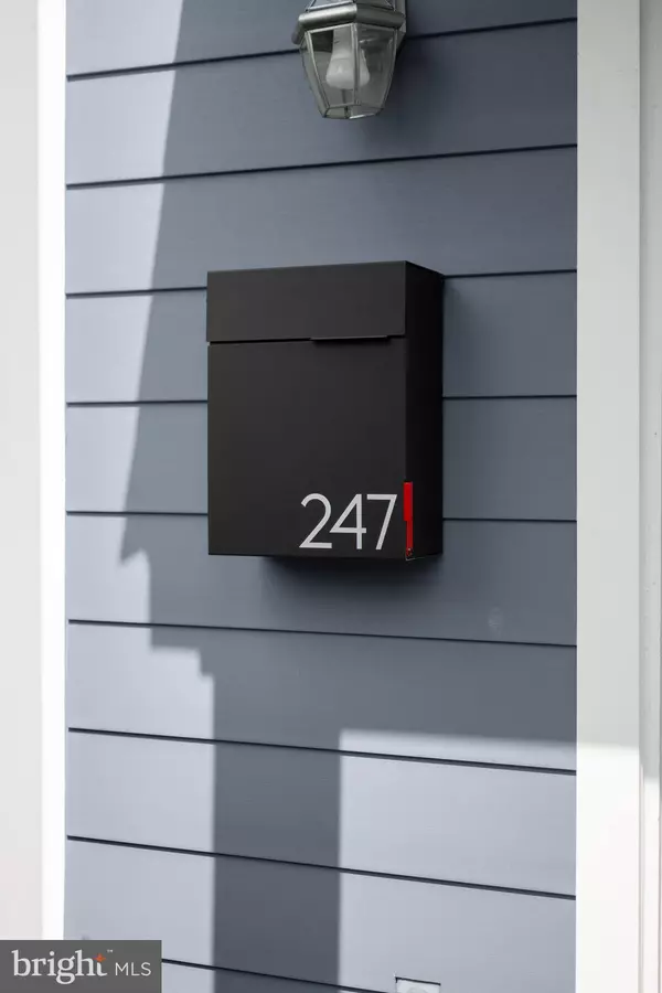 State College, PA 16801,247 E MCCORMICK AVE