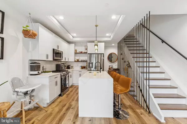 Philadelphia, PA 19147,1007 S 3RD ST #A