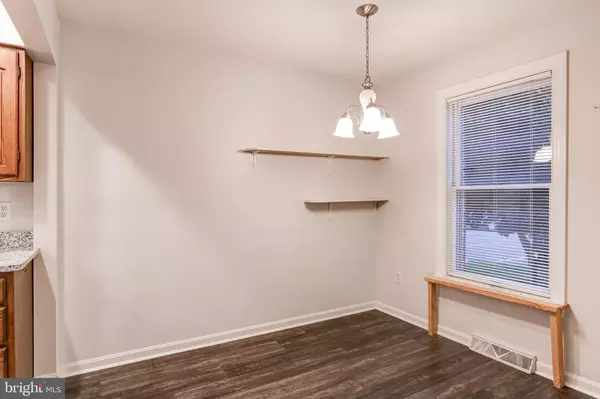 Mechanicsburg, PA 17055,608 COLONIAL VIEW RD