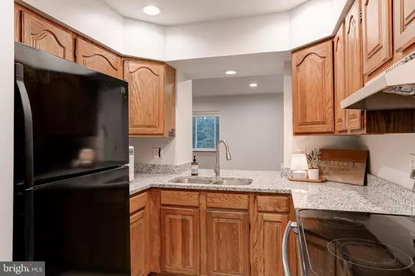 Mechanicsburg, PA 17055,608 COLONIAL VIEW RD