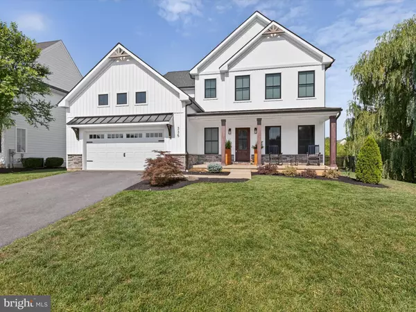 Lititz, PA 17543,335 ROYAL HUNT WAY