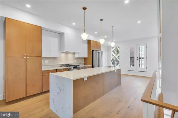 Philadelphia, PA 19146,520 S 17TH ST