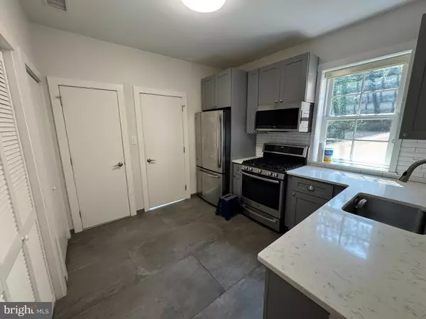 Princeton, NJ 08542,205 WITHERSPOON ST #2