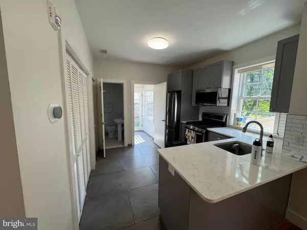 Princeton, NJ 08542,205 WITHERSPOON ST #2