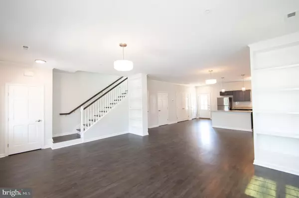 Cambridge, MD 21613,632 DOUGLAS ST