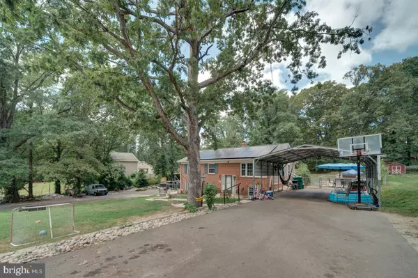 Fredericksburg, VA 22405,1011 FICKLEN RD