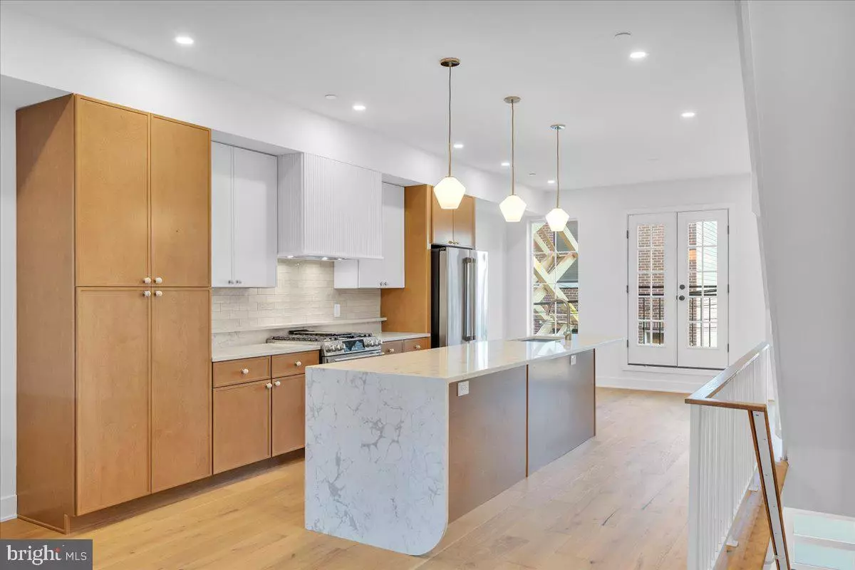 Philadelphia, PA 19146,522 S 17TH ST