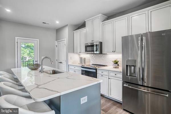 Montgomery Village, MD 20886,19726 CANOPY LOOP #329B