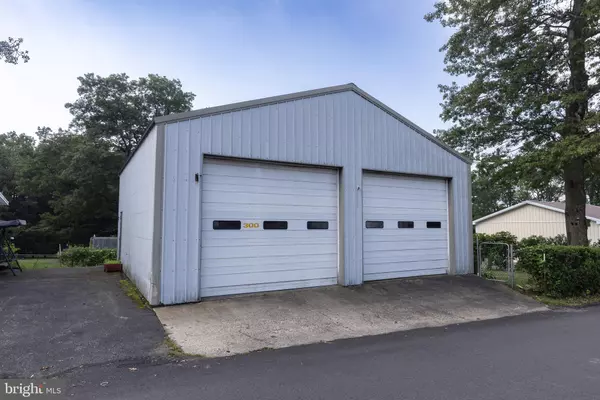 Frackville, PA 17931,300 S GREEN ST