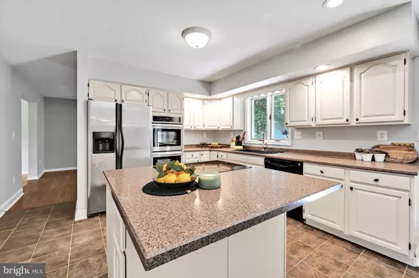 Glenmoore, PA 19343,121 LOVELL LN