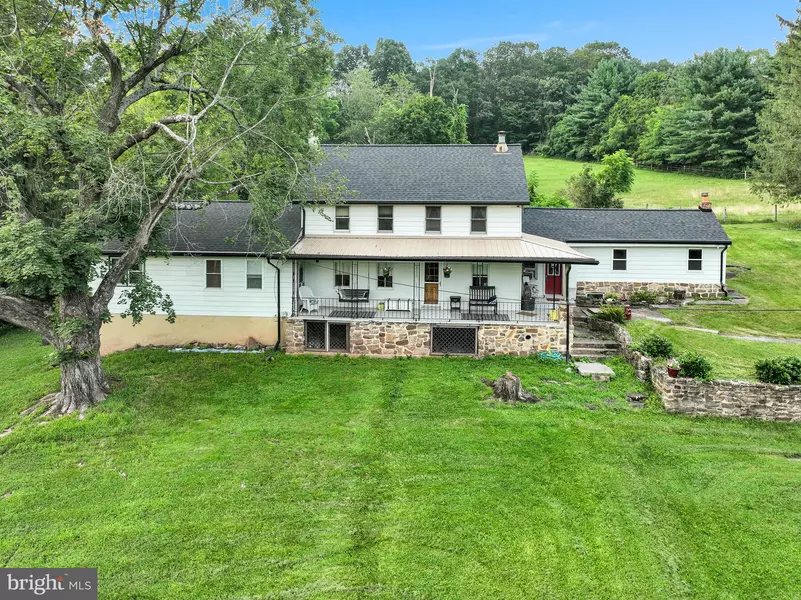 7556 FISHING CREEK VALLEY RD, Harrisburg, PA 17112