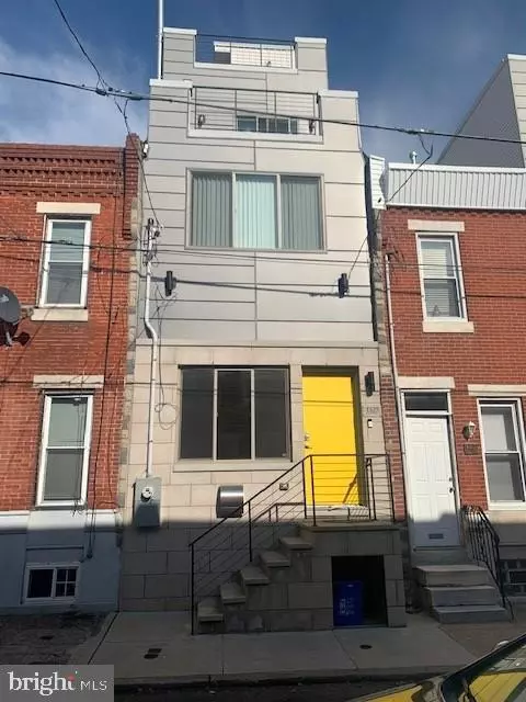 1325 S MYRTLEWOOD ST, Philadelphia, PA 19146