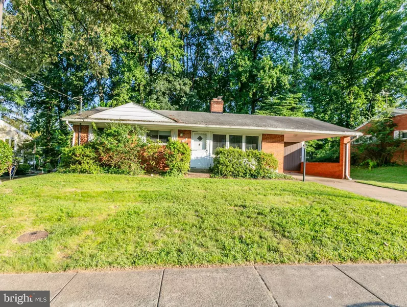 107 YEONAS DR SE, Vienna, VA 22180