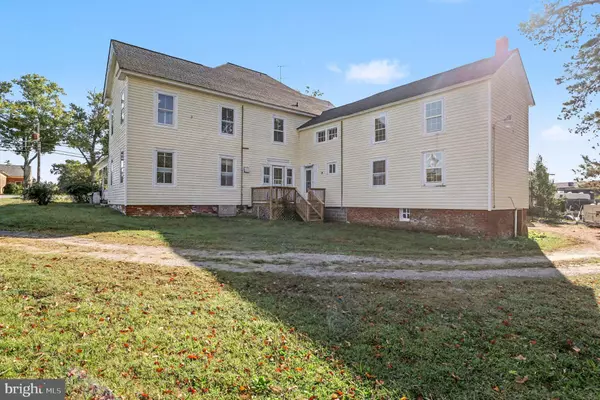 Spotsylvania, VA 22553,8916 COURTHOUSE RD