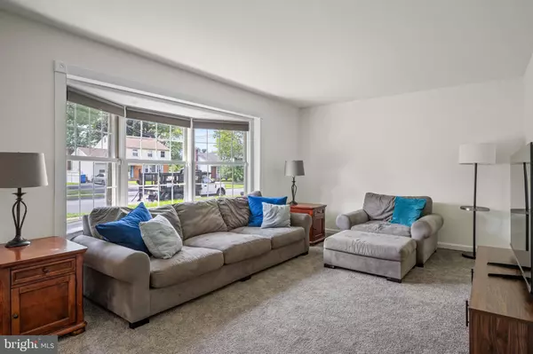 Cherry Hill, NJ 08002,98 KNOLLWOOD DR